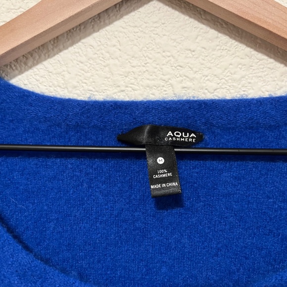 100% Cashmere Sweater: Blue - Picture 3 of 3